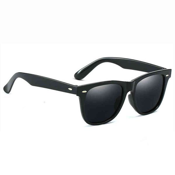 

fashion retro men women sunglasses new personality classic rivet sun female shades luxury designer glasses uv400, White;black