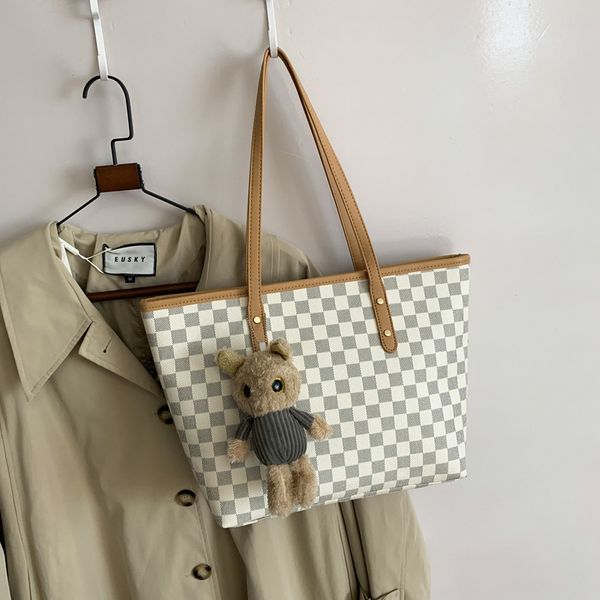 

net red lattice portable large capacity women's printed backpack leisure new tote bag production