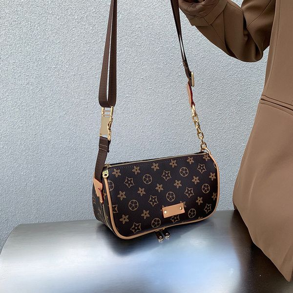 

joe goqiu's women's waist bag 2021 tide printed single shoulder messenger bag foreign style texture saddle, Black;red