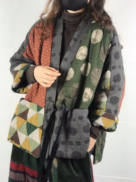 

2021 new autumn and winter japanese retro national style irregular geometric printing patchwork full jackets for women pmkc, Black;brown