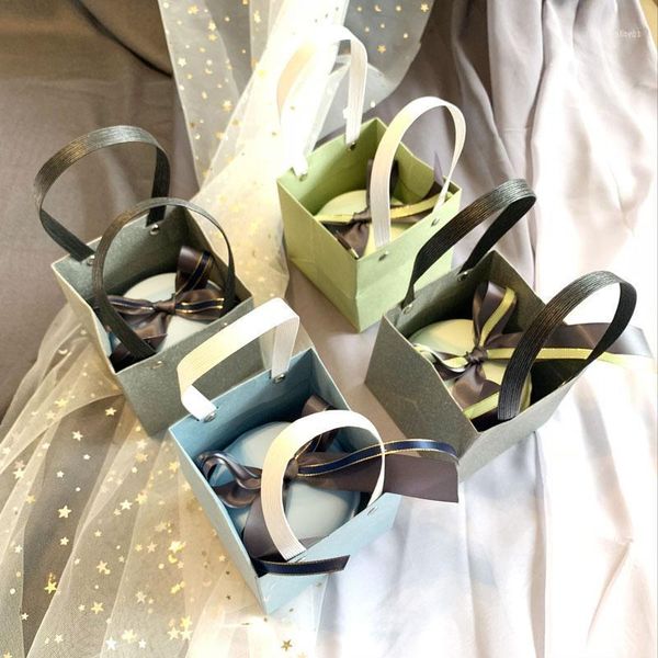 

pcs/lot macaroon plastic candy box wedding gift boxes with handles packaging paper bags chocolate party supplies11