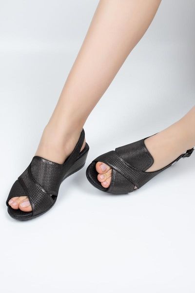 

sandals women's black genuine leather silvery d21ys-1060