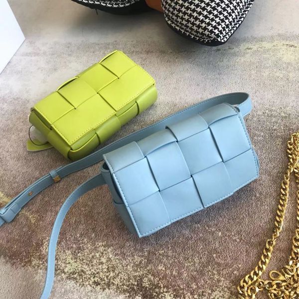 

70% off design handbag new mini woven chain breast bag in spring and summer 2021 mfps, Red;black