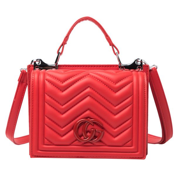 

70% off factory store fashion female 2021 spring and summer korean small square trend straddle one shoulder foreign style handbag
