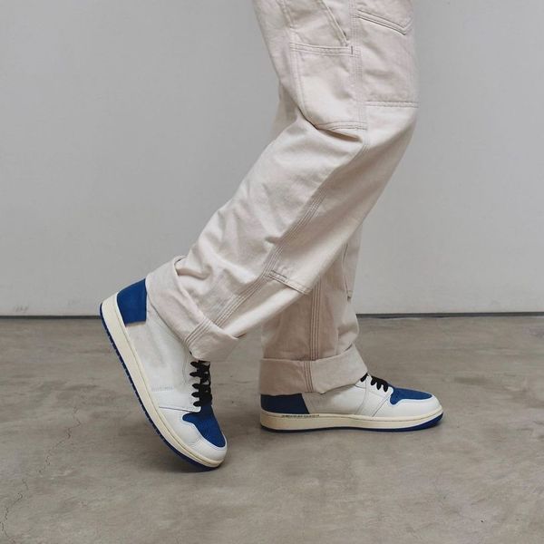 

jumpman 1 university blue mens basketball shoes 1s high dark mocha electro orange unc light smoke grey hyper chicago