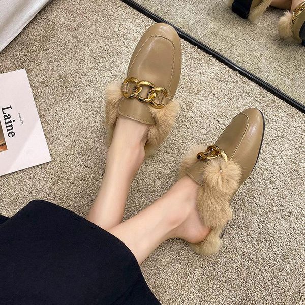 

slippers shoes woman 2021 plush for adults winter footwear luxury slides cover toe low rivet female mule pantofle fur designer m, Black