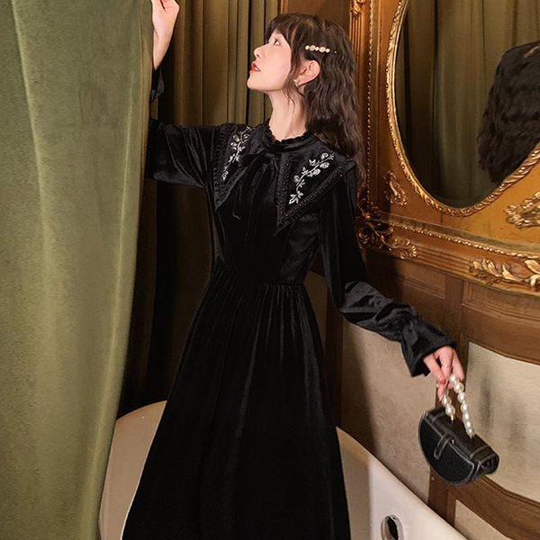 

casual dresses french velvet black long sleeve dress vintage embroidery women midi warm fall korean one-piece female wedding party, Black;gray