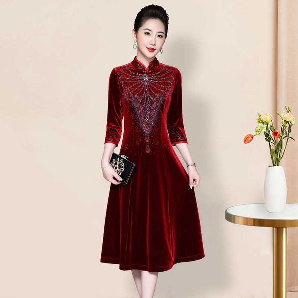 

luxury party evening dress 2021 autumn winter golden veet thickened banquet improved cheongsam middle-aged and elderly broad lady, White;pink
