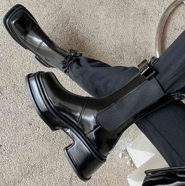 

boots female boots with artificial leather fall, round bill, lateral zipper, platform boot, feminine, medium barrel 627b, Black