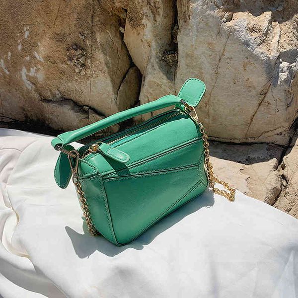 

design handbag bags chain locomotive 2021 summer new women's splicing messenger single shoulder fashion small square bag kq5k