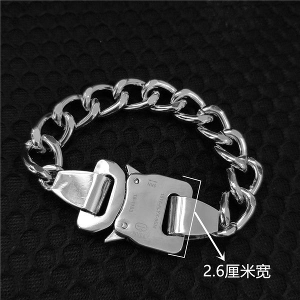 

2021 new corrente colar masculino feminino altura qualidade streetwear metal boto pulseira cintos alyx acessrios d5ys, Golden;silver