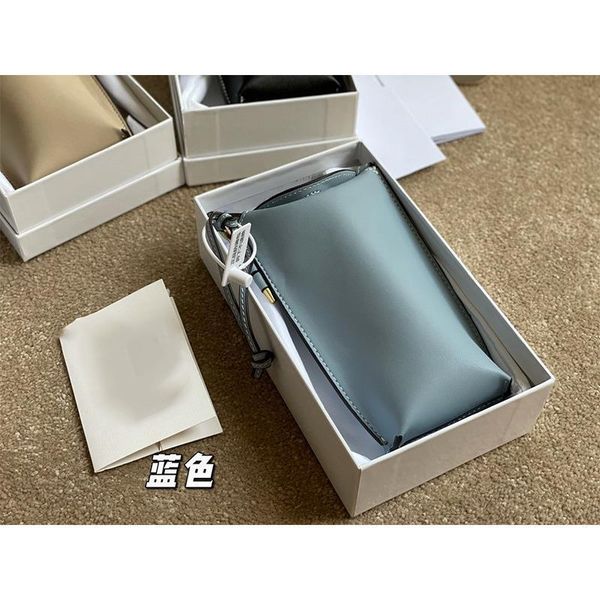 

design handbag luowei with high version new product l family simple and practical mobile phone bag women's one shoulder messenger bag, Red;black