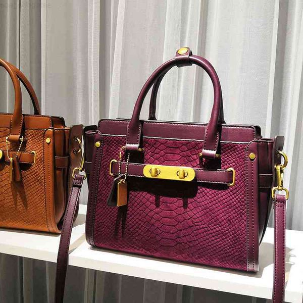 

women luxurys designers bags 2021 tb organ chain strip small square litc crossbody bag totes designer handbag purse wallet handbags tote ii4