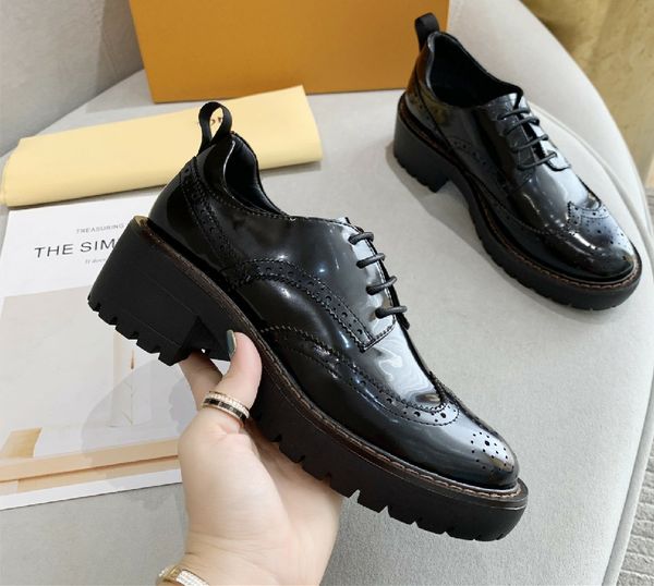 

latest good quality real leather women shoes flat casual sandals slippers high heels banquet party neakers wedding designer 230, Black