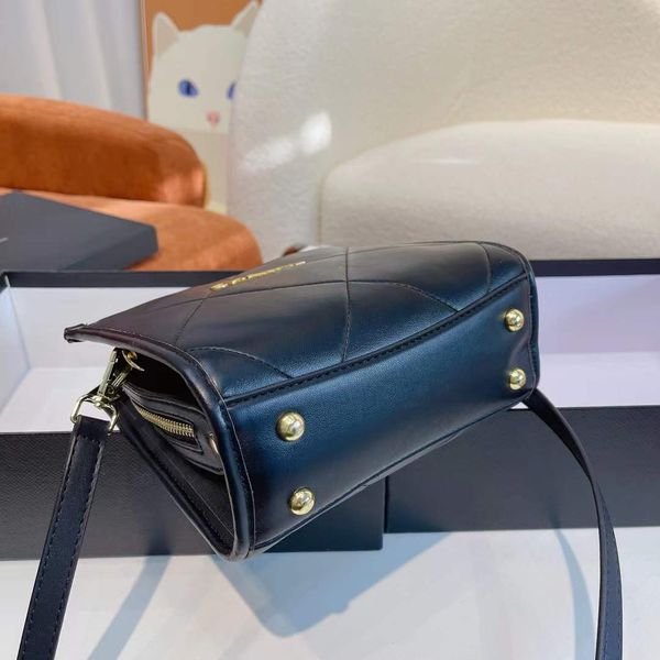 

2022designer tote brand women bag sheepskin genuine leather handbags handbag shoulder bag gold hardware mini tote