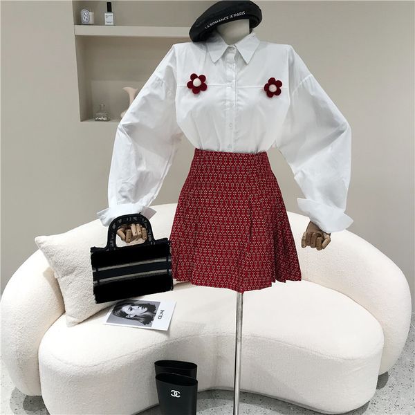 

female spring summer white three-dimensional fashion blouse + red skirt plied two-piece k4tt