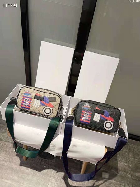 

designer's single shoulder camera bag gift box package, size: 23cm