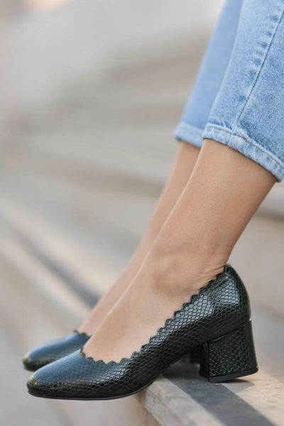 

dress shoes stacy khaki python heeled, Black