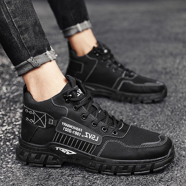 

2021 high men's fashion trend casual shoes autumn and winter new thick soled increased leather work clothes boots, Black