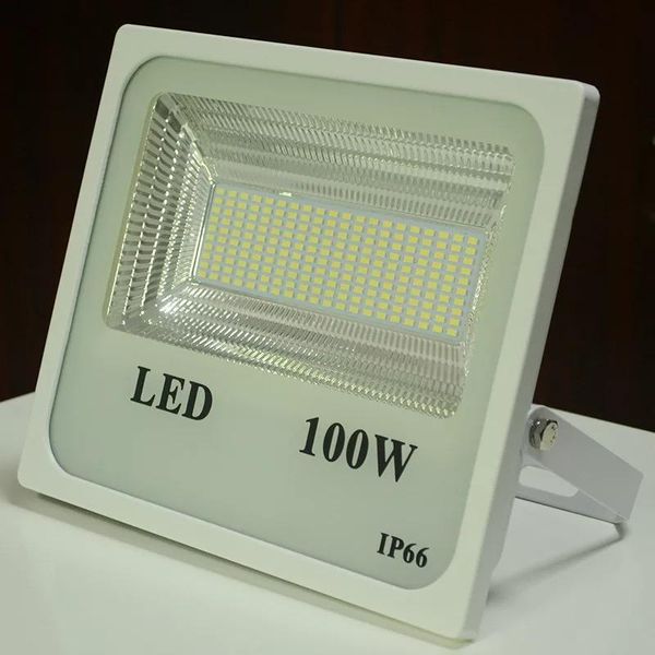 

floodlights the outdoor ac 85-265v led floodlight 30w 50w 100w reflector flood light waterproof ip65 spotlight wall lighting