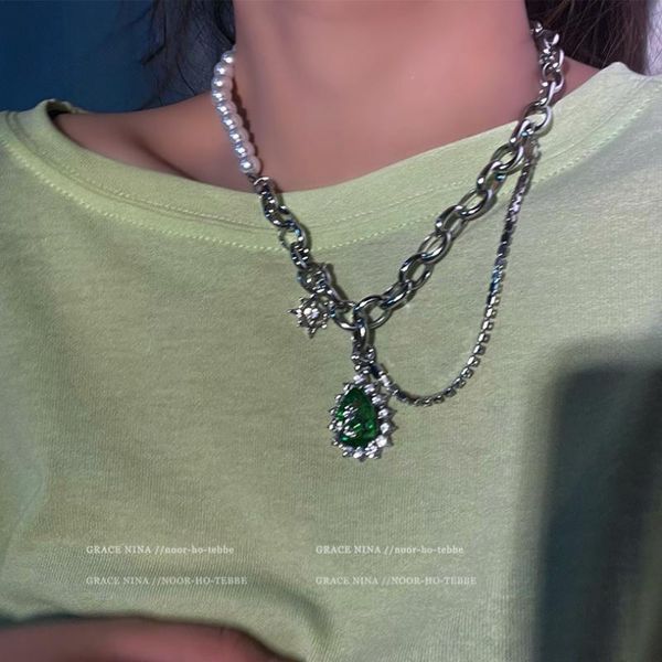 

pendant necklaces ins dark wind green rhinestone pearl necklace light luxury niche design sense clavicle chain female neutral net red, Silver