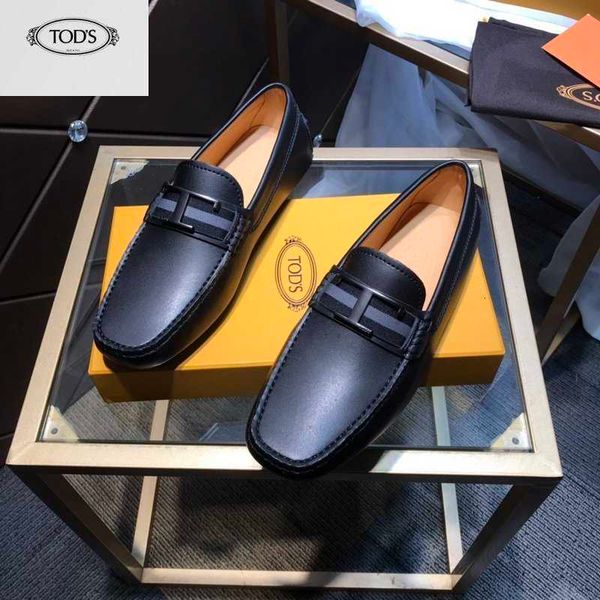 

shoes brand men sneakers loafers boots moccasins buckles lace-ups dress designer luxury 02r1