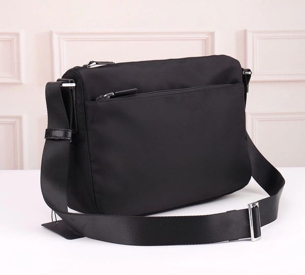 

wholesale fashion shoulder bag messenger bag cross body bag men twin set chain purse classic satchel handbag canvas parachute fabric man