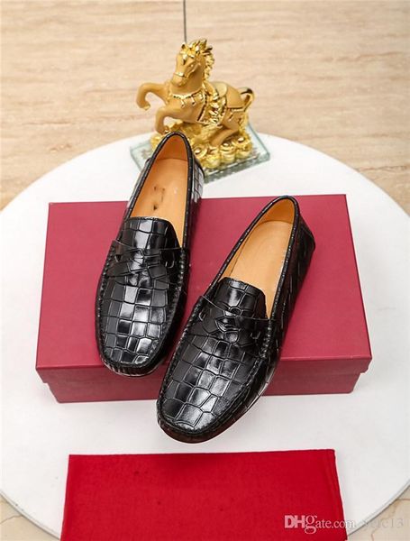 

77 summer breathable men driving shoes genuine leather mens loafers white black italian loafers luxury designer moccasins men 22