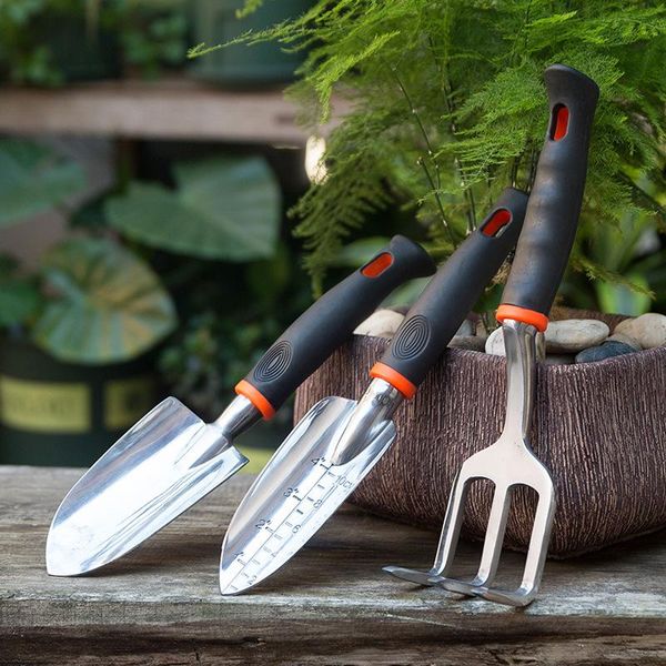 

planters & pots 3pcs/set mini garden shovel rake spade erramientas bonsai metal tools set wooden handle for flowers potted plant