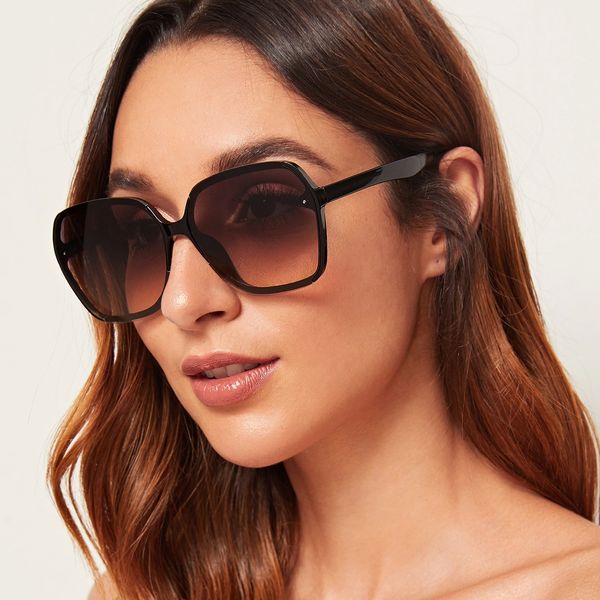 

2021 new selling big frame sunglasses fashion personality glasses retro polygon sunglasses men and women trendy sunglasses ing, White;black