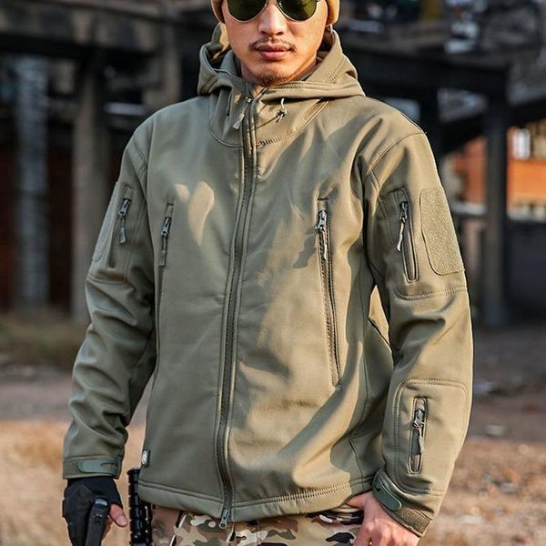 

men's trench coats autumn and winter outdoor soft shell stormsuit plush warm waterproof camouflage tactical windbreaker thickened, Tan;black