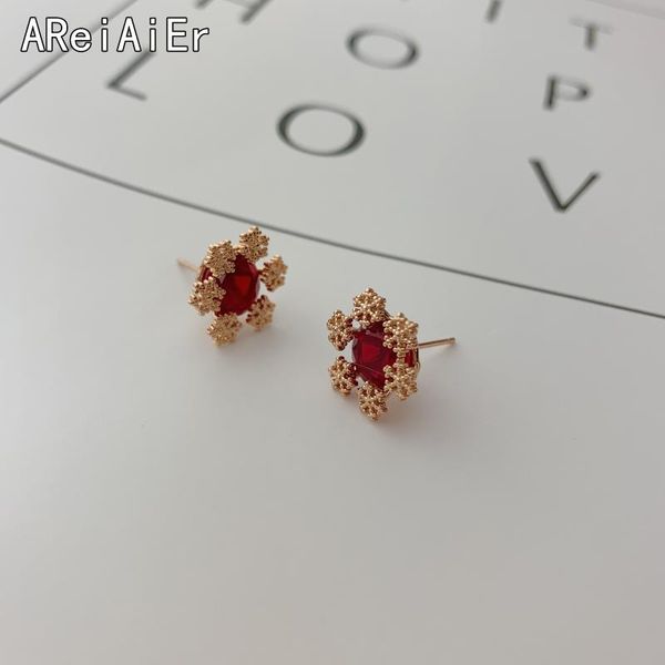 

stud natural red gemstone romantic snowflake earrings, Golden;silver