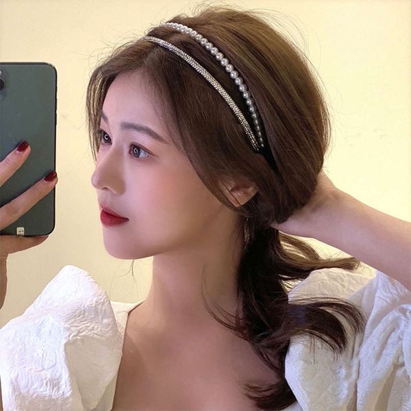 

double-layer rhinestone pearl hoop female simple fashion elegant, Black;brown