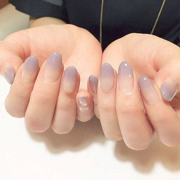 Parlak Mor Ombre Nails Uzun Basın Ucu Oval Tam Kapak Tırnakları Akrilik Yanlış Tırnak Kadınlar ve Kızlar için 24 adet