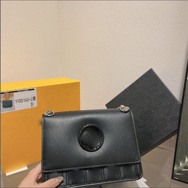 

2021 alma bb fashion women shoulder bags retro luxurys designers bag leather handbags shell wallet purse ladies cosmetic crossbody bags tote