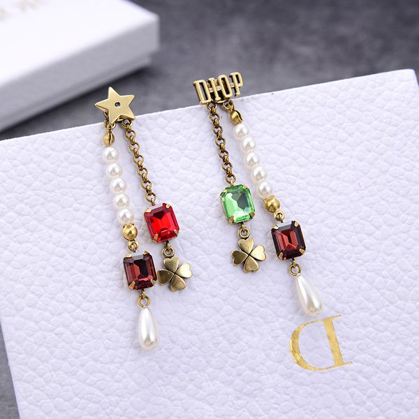 

2021 new d family earrings flower pearl color square diamond lady, Golden