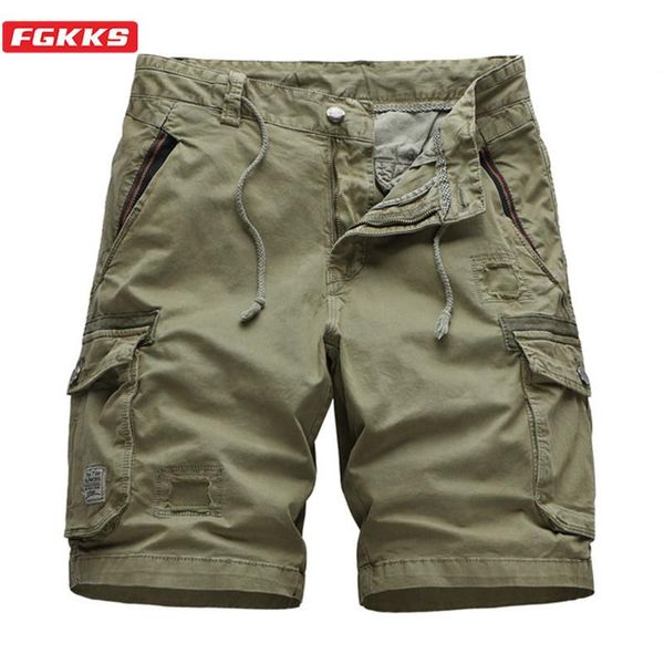 

fgkks trend brand men cargo shorts men's fashion solid color knee length shorts wash cotton casual male, White;black