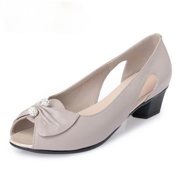 

sandals genuine leather woman shoes sandals. butterfly-knot & crystal ,low heeled and comfortable, fashion stylish simplicity, Black