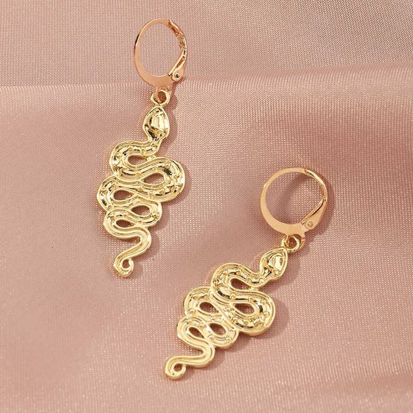 

ez3367 fashion accessories simple personality metal texture snake earrings, Silver