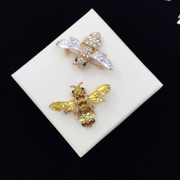 

new arrival bling bling rhinestone bee brooch women insect bee brooch for gift party famous jewelry accessories, Gray