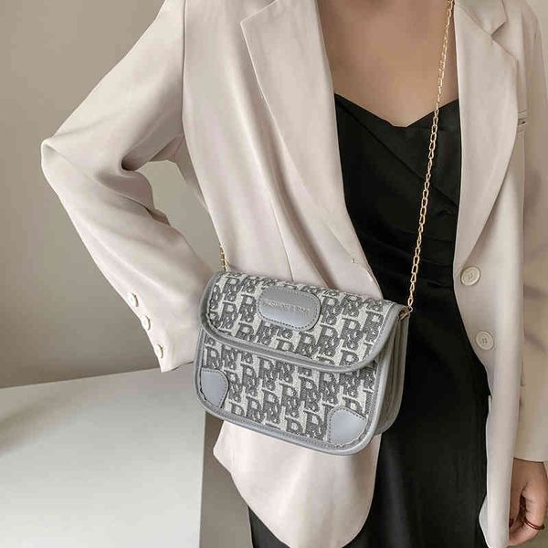 

2022 latest luggage factory wholesale ins women's bag large capacity saddle bags