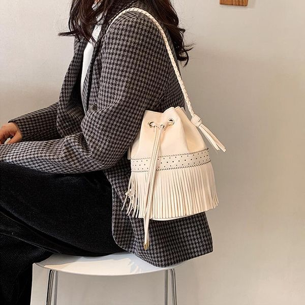 

evening bags summer women shoulder bag personality female crossbody pu leather 2021 fashion designer bucket tassel black white