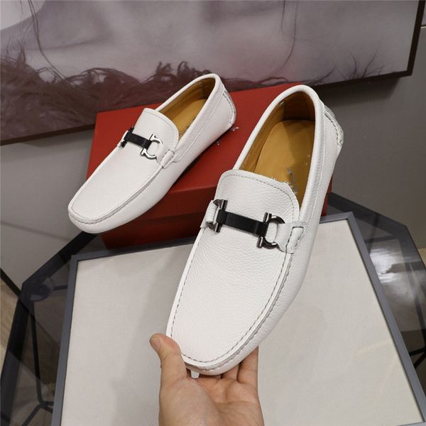 

new luxury mens shoes red casual leather shoes designer with metal star leather loafers shoes men party and wedding flats man zapatos, Black