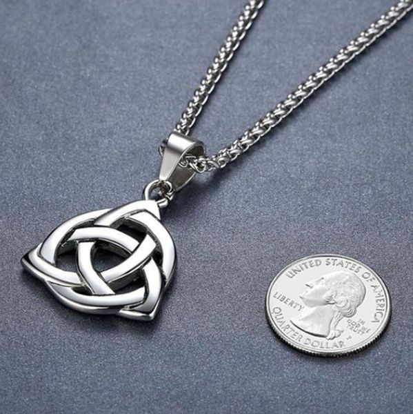 Colar de colares de pingente com nó irlandês amor triquetra afortunado cadeia para homens comprimento: 60cm