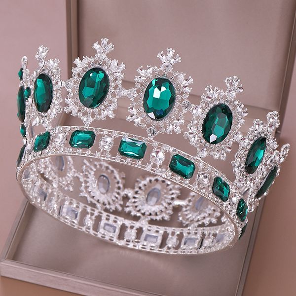 

2021 new stunning silver white crystals full wedding tiaras and crowns bridal tiaras accessories vintage baroque bridal tiaras crowns 121115, Slivery;golden