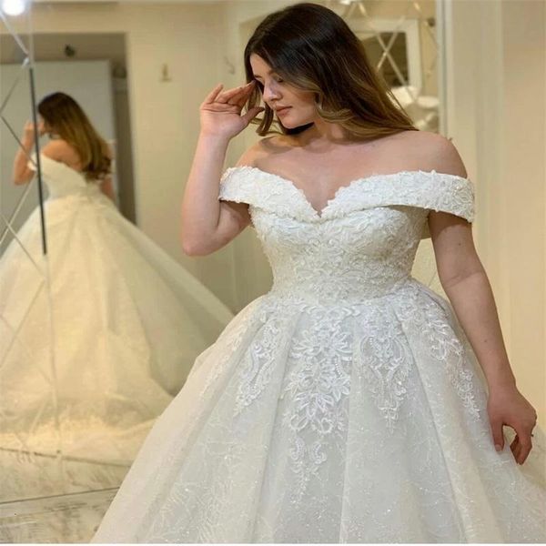 

luxury plus size v neck a line wedding dress off shoulder bridal gown for women short sleeves lace court train applique formal dresses custo, White