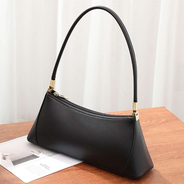 

2021 new plain underarm cowhide women's bag, hand with one shoulder, dumpling and stick bag