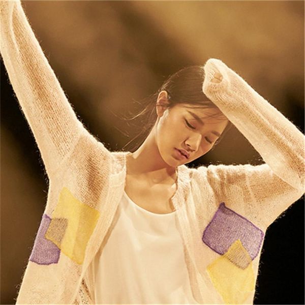 

women's sweaters 100% hand made wool vneck knit women fashion patchwork short thin cardigan sweater customized, White;black