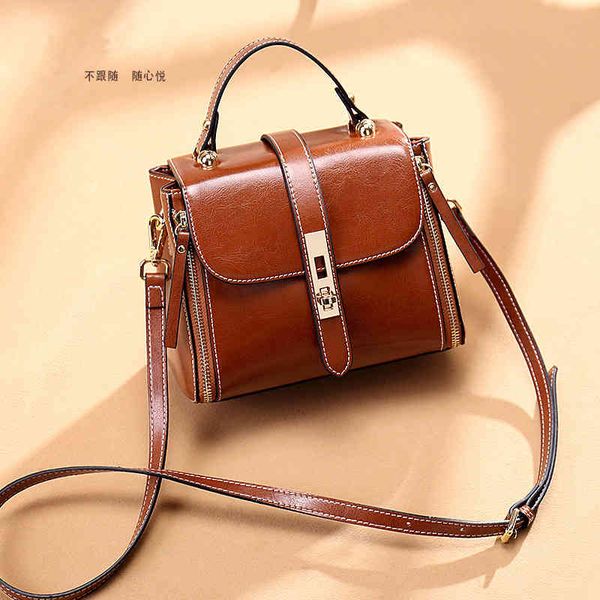 

handbag one shoulder messenger bag women's 2021 popular korean versatile temperament leather hand, Black;red