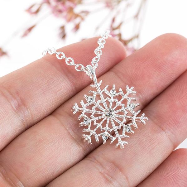 

pendant necklaces fashion exquisite white snowflake inlaid crystal wedding women necklace party jewelry gifts for her, Silver